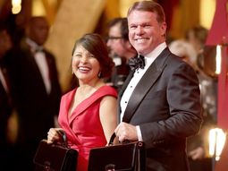 Martha L. Ruiz y Brian Cullinan, los responsables del error, en la alfombra roja Martha L. Ruiz y Brian Cullinan, los responsables del error, en la alfombra roja