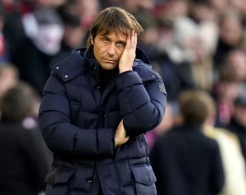 Escándalo: Antonio Conte dejó de ser el entrenador del Tottenham
