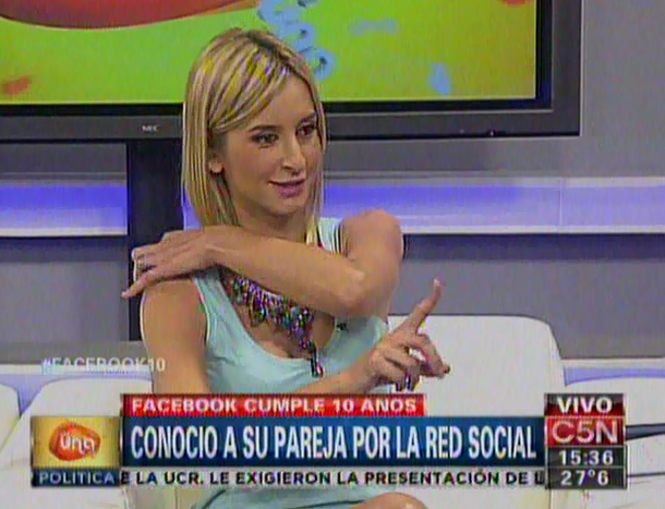 ¿Mariela Fernández persigue a su novio en Facebook?