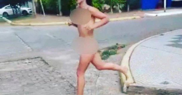 El video más insólito del Censo: una mujer salió a correr desnuda y terminó en el río Paraná