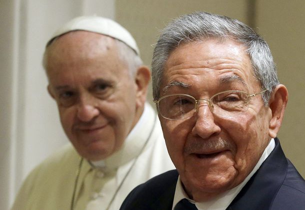 Raúl Castro tras el encuentro: Si el Papa sigue así volveré a rezar y a la iglesia