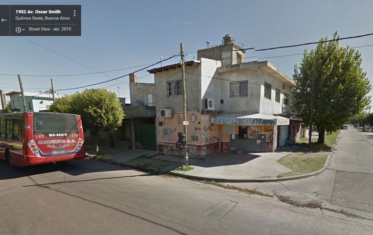 Estaban discutiendo, llegó la policía y le mordió la cara a su ex novia