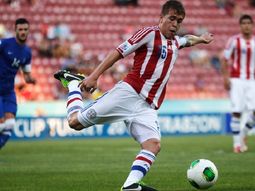 El paraguayo es la primera incorporación del Ciclón El paraguayo es la primera incorporación del Ciclón