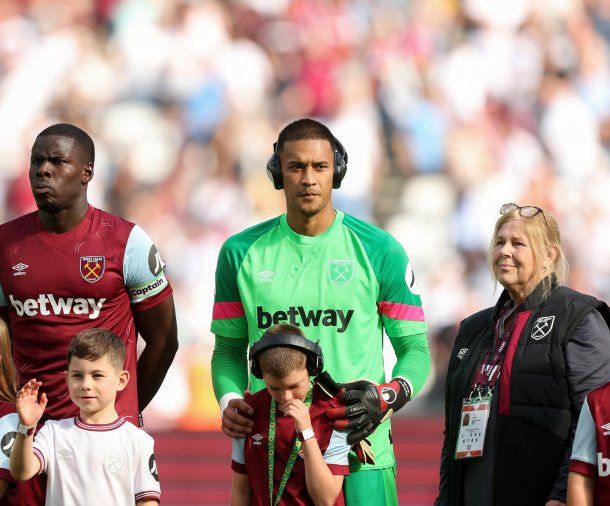 El gesto del arquero de West Ham con un chico autista