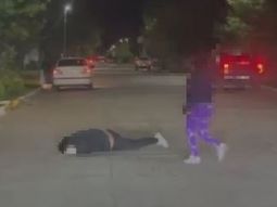 Atacaron brutalmente a un joven en Villarino y buscan dar con sus agresores. Atacaron brutalmente a un joven en Villarino y buscan dar con sus agresores.