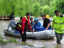 provincia: 17 municipios afectados por el temporal y mas de mil evacuados provincia: 17 municipios afectados por el temporal y mas de mil evacuados