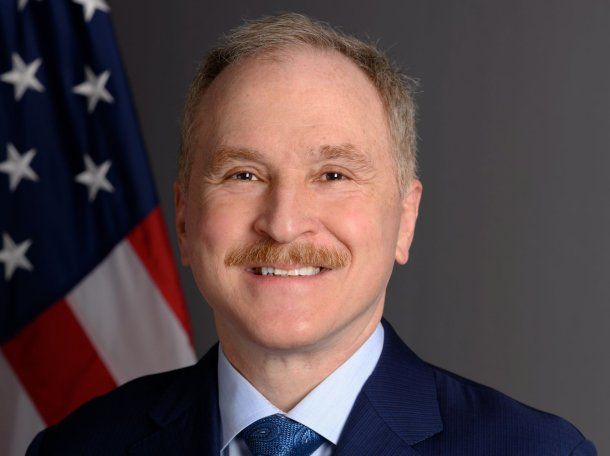 Peter Lamelas llegó para asumir como nuevo embajador de Estados Unidos en la Argentina Peter Lamelas llegó para asumir como nuevo embajador de Estados Unidos en la Argentina