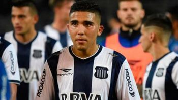 el polemico perfil de bebelo reynoso, que esta a un paso de llegar a boca el polemico perfil de bebelo reynoso, que esta a un paso de llegar a boca