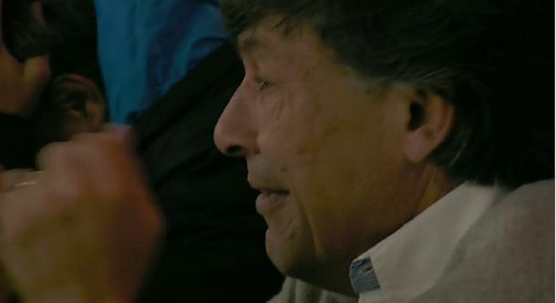 Desgarrador: el llanto desconsolado del DT de Los Pumas tras la derrota