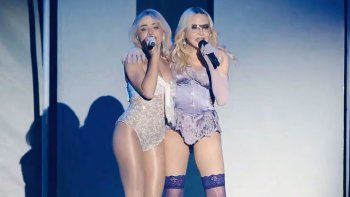 madonna sorprendio en coachella junto a sabrina carpenter y desato la locura del publico madonna sorprendio en coachella junto a sabrina carpenter y desato la locura del publico