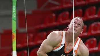 un gimnasta holandes fue echado de los juegos por irse de fiesta un gimnasta holandes fue echado de los juegos por irse de fiesta