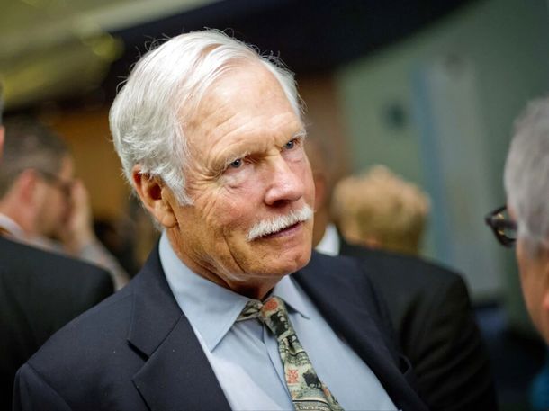 Murió Ted Turner, visionario magnate de los medios y fundador de CNN