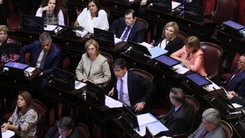 el senado aprobo el presupuesto 2016 y lo convirtio en ley el senado aprobo el presupuesto 2016 y lo convirtio en ley