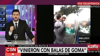 cortaban la ruta 8 y gendarmeria los reprimio cortaban la ruta 8 y gendarmeria los reprimio