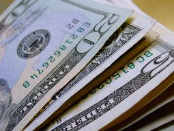 El Banco Nación le puso precio al dólar antes de que abra el mercado