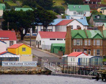 Avaló la ocupación de Malvinas con un meme y se volvió viral