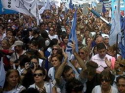 paritarias: calo se reune con los gremios docentes para definir estrategias paritarias: calo se reune con los gremios docentes para definir estrategias