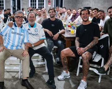 Racing compartió una cena especial junto a Francella y Donato de Santis
