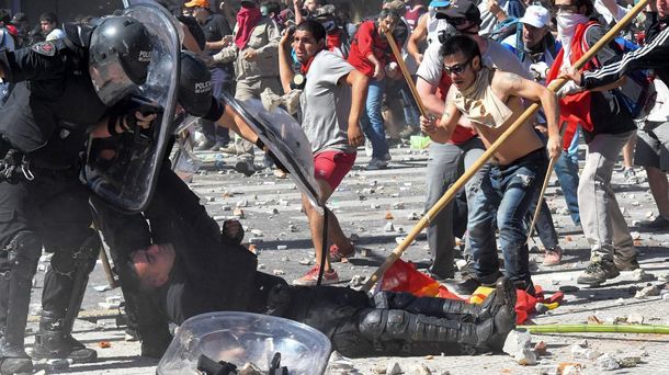 Dictan falta de pruebas a varios acusados por los incidentes en el Congreso a fin de año