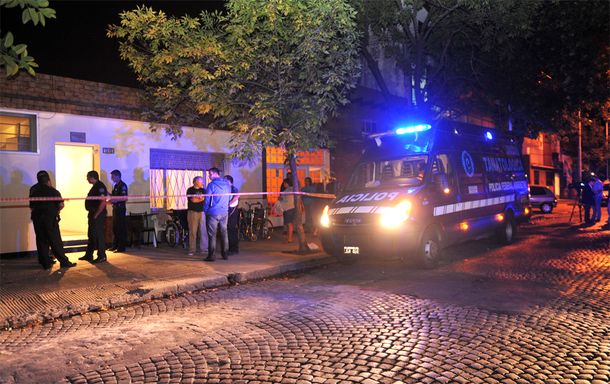 Al menos un muerto por un incendio en un geriátrico