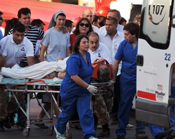 El gobernador Gioja ya da sus primeros pasos en el hospital