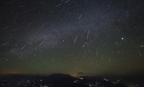 Imperdible espectáculo en el cielo: esta noche se verá la última lluvia de estrellas del año
