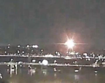 Video: trágico choque entre un avión y un helicóptero militar en Washington