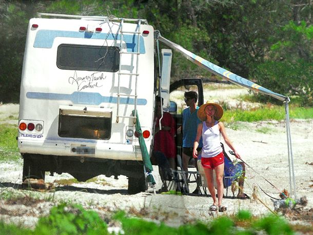 El tráiler playero y hippie de Florencia Macri