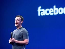 Facebook negocia con discográficas Facebook negocia con discográficas