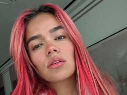 El enojo de Karol G con una revista que editó en exceso su imagen