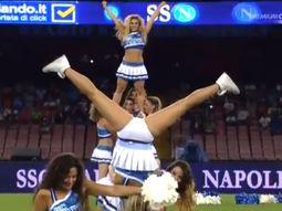las porristas del napoli se robaron las miradas de los hinchas las porristas del napoli se robaron las miradas de los hinchas