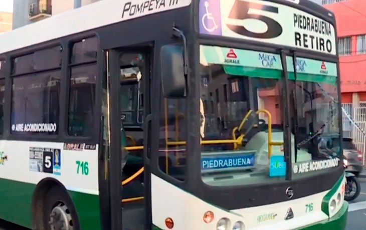 Un colectivo fue baleado en medio de una discusión de tránsito en Caballito