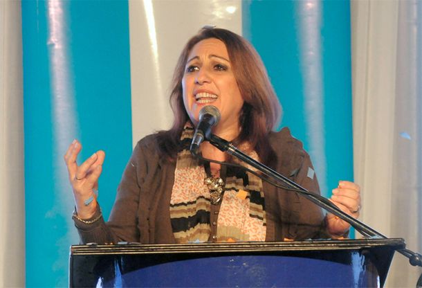 La intendente de Rosario pidió el envío de Gendarmería