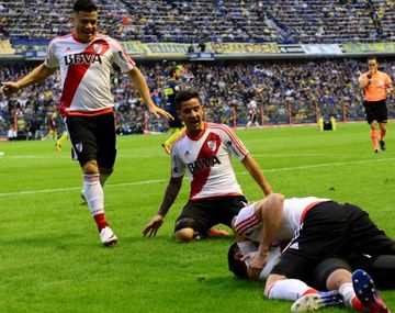 Los jugadores de River, festejando en la Bombonera