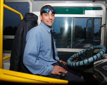 Juan Ortega, colectivero del Grupo 5 en Mendoza