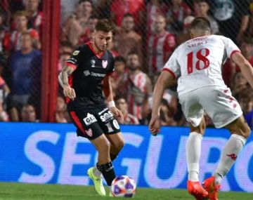 Fútbol libre por celular: cómo ver en vivo Instituto vs Huracán