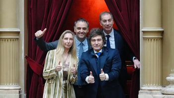 milei asistio a la jura en diputados donde lla se convirtio en primera minoria milei asistio a la jura en diputados donde lla se convirtio en primera minoria