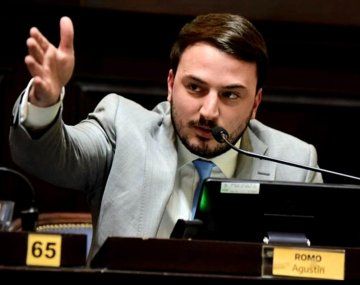 El repudiable posteo de Romo: El peronismo quiere cortarle el pito a tu hijo de 5 años