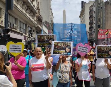 Organizaciones sociales marchan a Plaza de Mayo en repudio al golpe de Estado en Bolivia