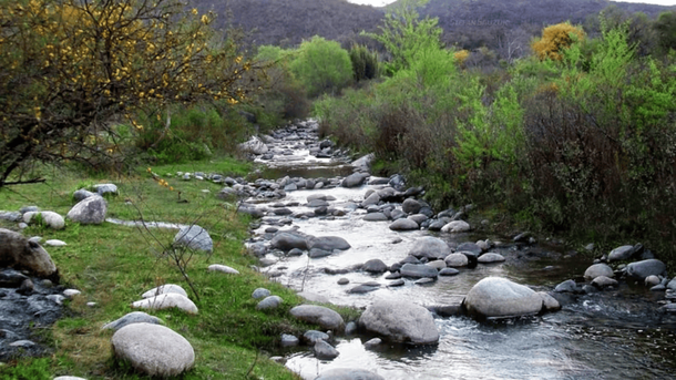 Un refugio de paz entre paisajes naturales únicos para descansar.
