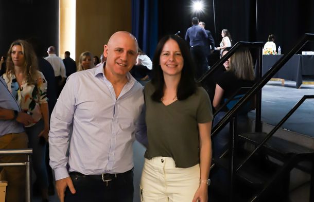 Soledad Martínez formalizó los pases a planta permanente y la carrera profesional hospitalaria