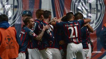 la historica campana de san lorenzo, campeon de la copa la historica campana de san lorenzo, campeon de la copa