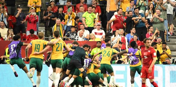 Australia dio el golpe y venció 2-0 a Turquía por el Mundial 2026