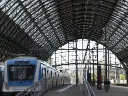 el gobierno pidio al bid informe para avanzar con la privatizacion de trenes argentinos