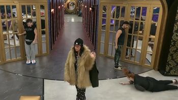 Fuerte preocupación: Andrea del Boca sufrió una nueva caída en Gran Hermano Generación Dorada Fuerte preocupación: Andrea del Boca sufrió una nueva caída en Gran Hermano Generación Dorada