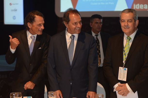Scioli citó al Papa ante empresarios en el coloquio de IDEA