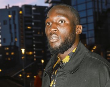 El mal momento de Lukaku en medio de la muerte de su padre: denunció extorsiones de su familia