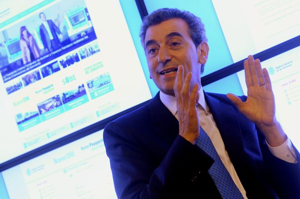 Randazzo tildó de oportunista a Macri y le reclamó que diga lo que piensa