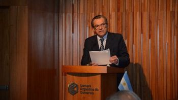 la camara de comercio preve bajar precios sobre un dolar a mas de 14 la camara de comercio preve bajar precios sobre un dolar a mas de 14