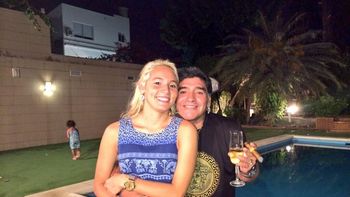 ¿fin del conflicto? maradona retiro la denuncia contra rocio oliva ¿fin del conflicto? maradona retiro la denuncia contra rocio oliva